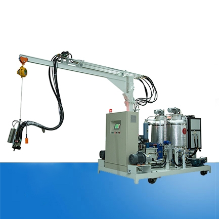 Equipment of wood-like polyurethane high-pressure foaming machine